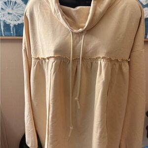 Women's Cream Casual Sweatshirt